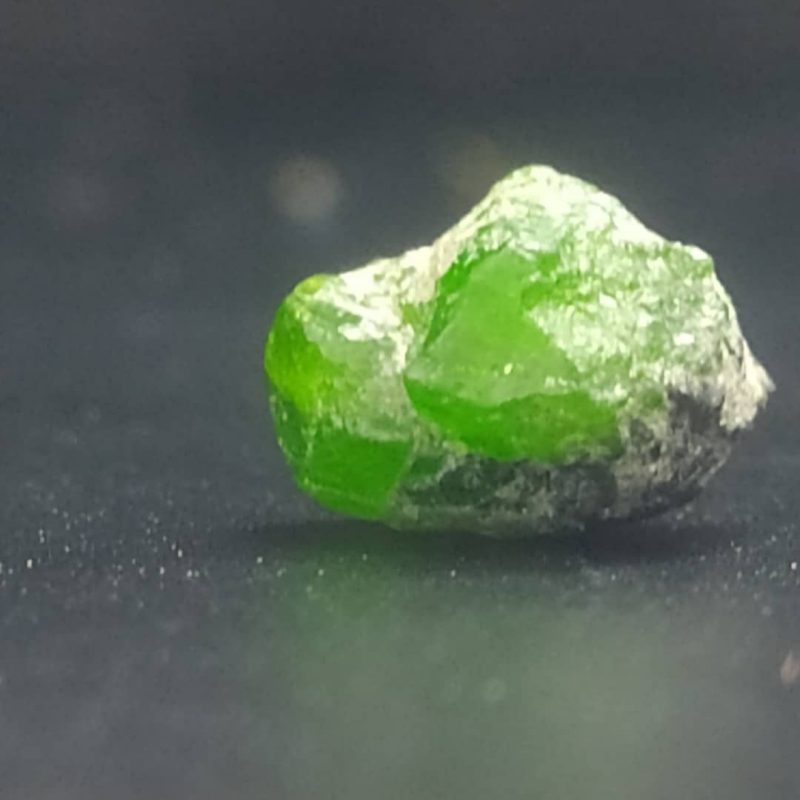 راف جواهری دمانتوئید k672