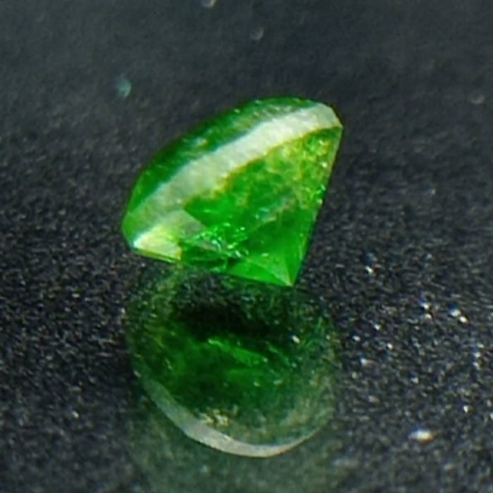 جواهر دمانتوئید d15