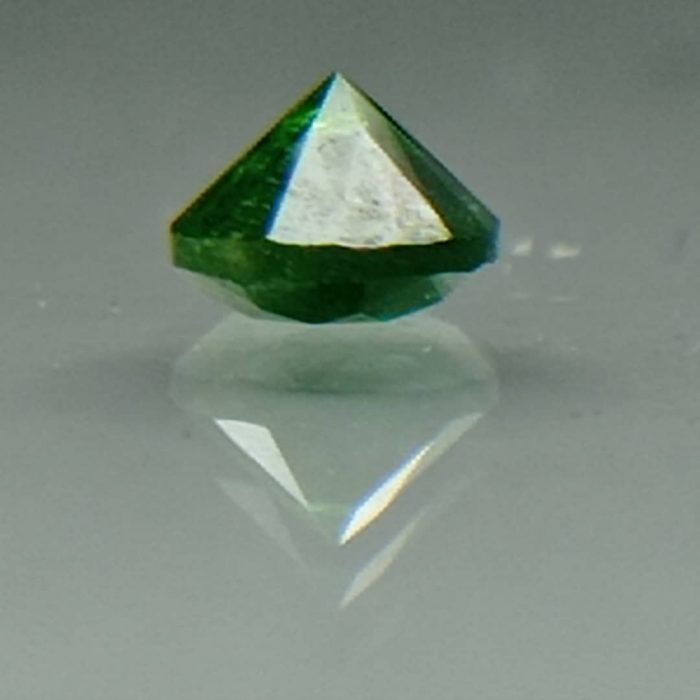 جواهر دمانتوئید d15