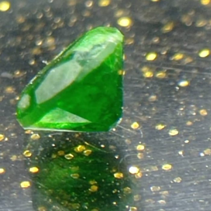 جواهر دمانتوئید d18