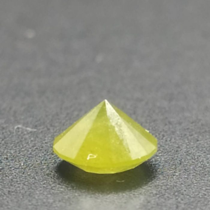 جواهر دمانتوئید D4