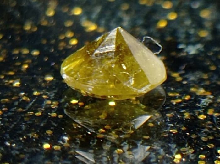 جواهر دمانتوئید D9