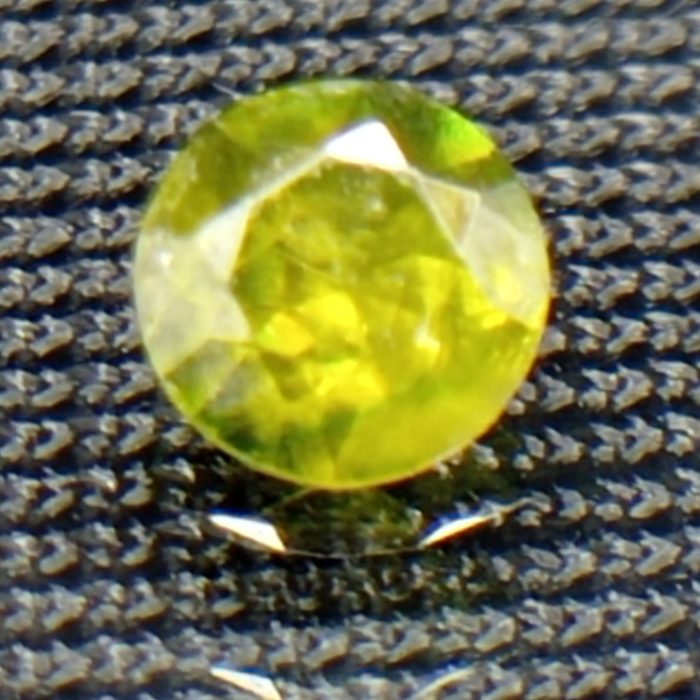 جواهر دمانتوئید D101