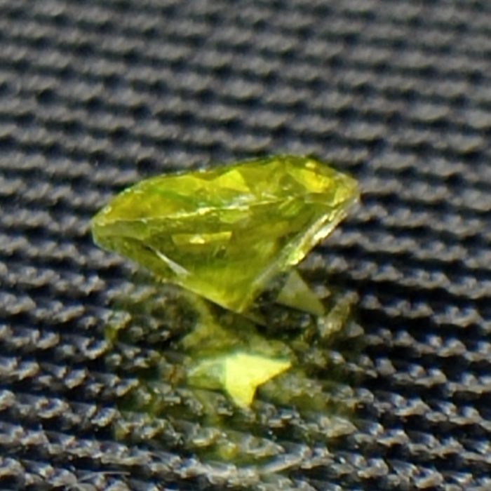 جواهر دمانتوئید D101