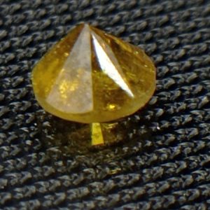 جواهر دمانتوئید D102