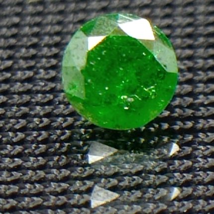 جواهر دمانتوئید D103