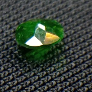 جواهر دمانتوئید D105