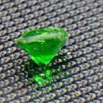 جواهر دمانتوئید D107