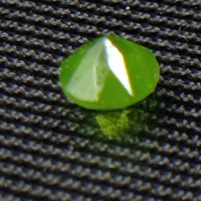 جواهر دمانتوئید D108