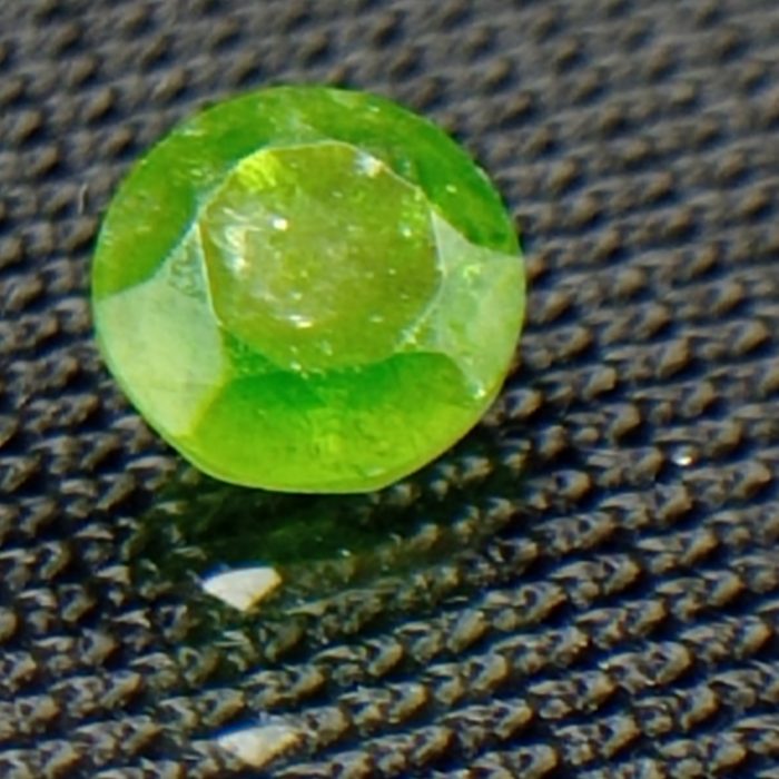 جواهر دمانتوئید D109