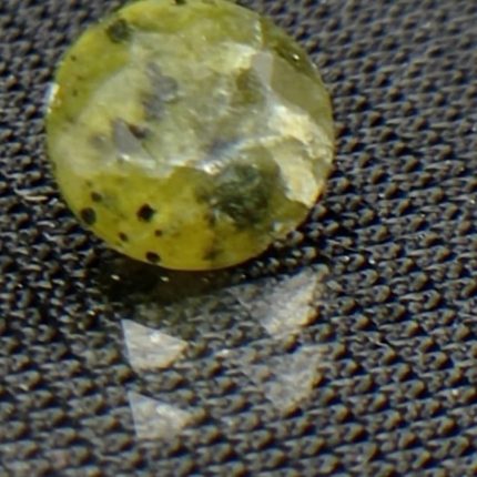 جواهر دمانتوئید D128