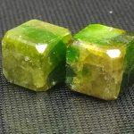 جفت تاس جواهر دمانتوئید D197