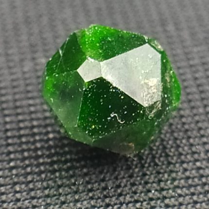 جواهر دمانتوئید D196